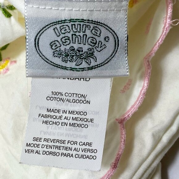 VTG Laura Ashley Pillowcases Embroidered Floral Scalloped Stdrd White Pink FLAW - Picture 3 of 6